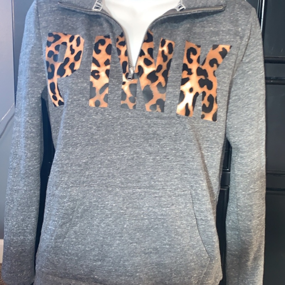 Quarter zip sweatshirt